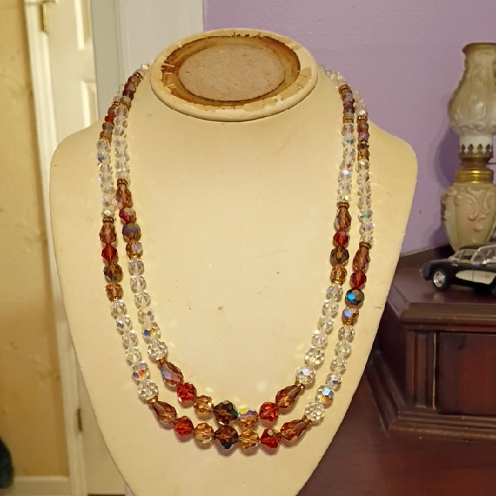 Beautiful Vintage Vendone Necklace